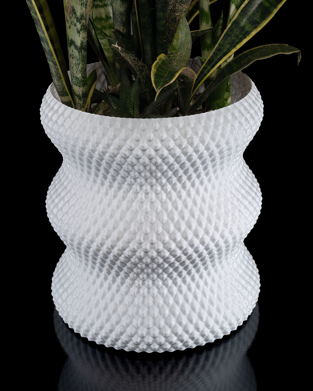 Diamond Wave 3D Printed Planter | Modern Indoor/Outdoor Pot